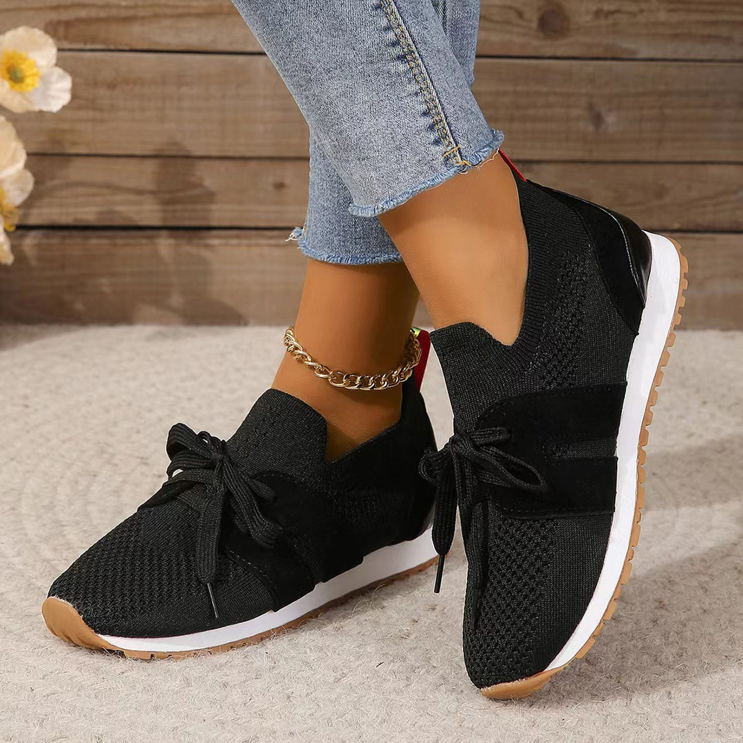 Damen nan gestrickter Slip-On Sneaker mit dekorativer Schnürung, gepolstertem Komfortfußbett und rutschfester Gummiprofilsohle Echo Archiv