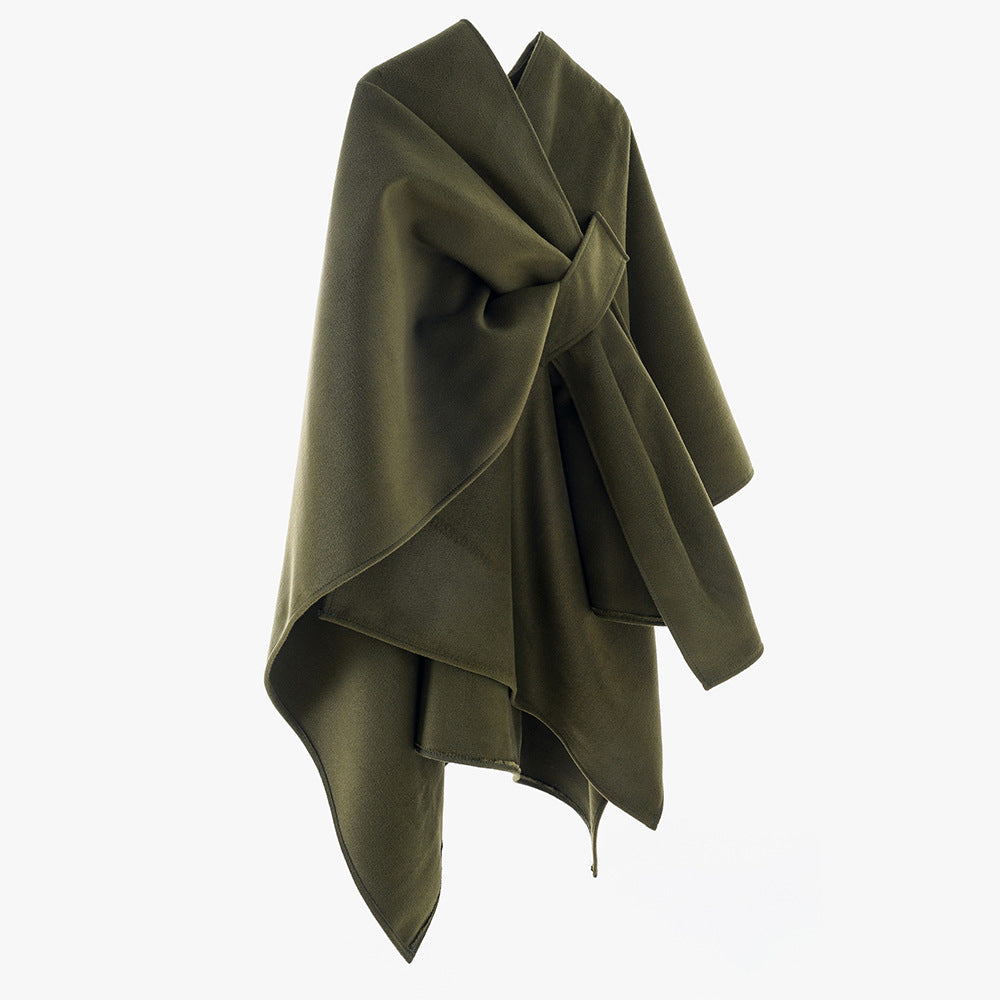 Damen Eleganter Wickel‑Cape mit Knotenverschluss und fließender Drapierung Echo Archiv