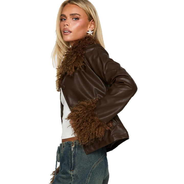 Damen nan kurze Kunstlederjacke mit voluminösem Fellkragen und Fellmanschetten Echo Archiv