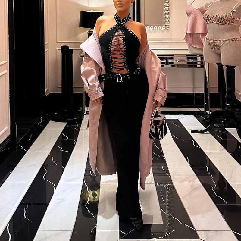 Damen Figurbetonter Jumpsuit mit raffiniertem Schnürdesign Echo Archiv