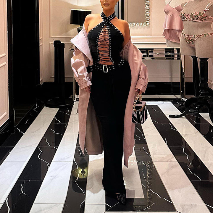 Damen Figurbetonter Jumpsuit mit raffiniertem Schnürdesign Echo Archiv