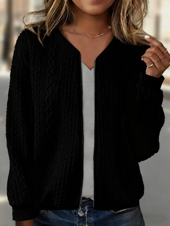 Damen Strick-Bomberjacke mit Zipper und Zopfmuster – Avenza