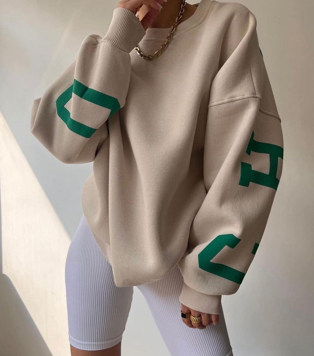 Damen Oversized Sweatshirt mit Blockprint-Ärmeln und weitem Drop-Shoulder-Schnitt Echoarchiv