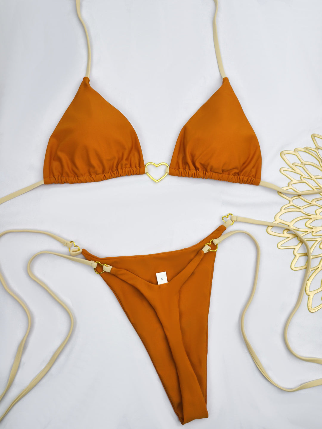 Damen Bikini-Set mit herzförmigem Detail und verstellbaren Trägern Echo Archiv