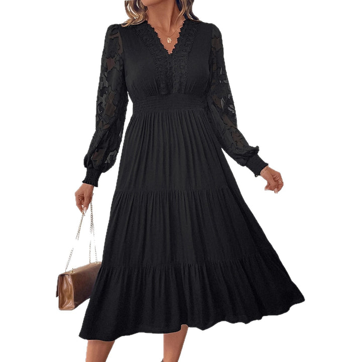 Damen Elegantes Maxikleid mit Spitzendetails Echo Archiv