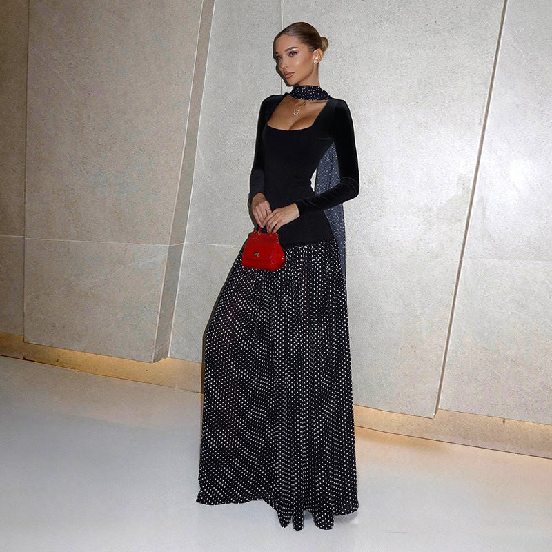 Damen Langärmeliges Maxikleid mit taillierter Silhouette, eckigem Ausschnitt und transparentem Chiffon‑Überrock – Avérine