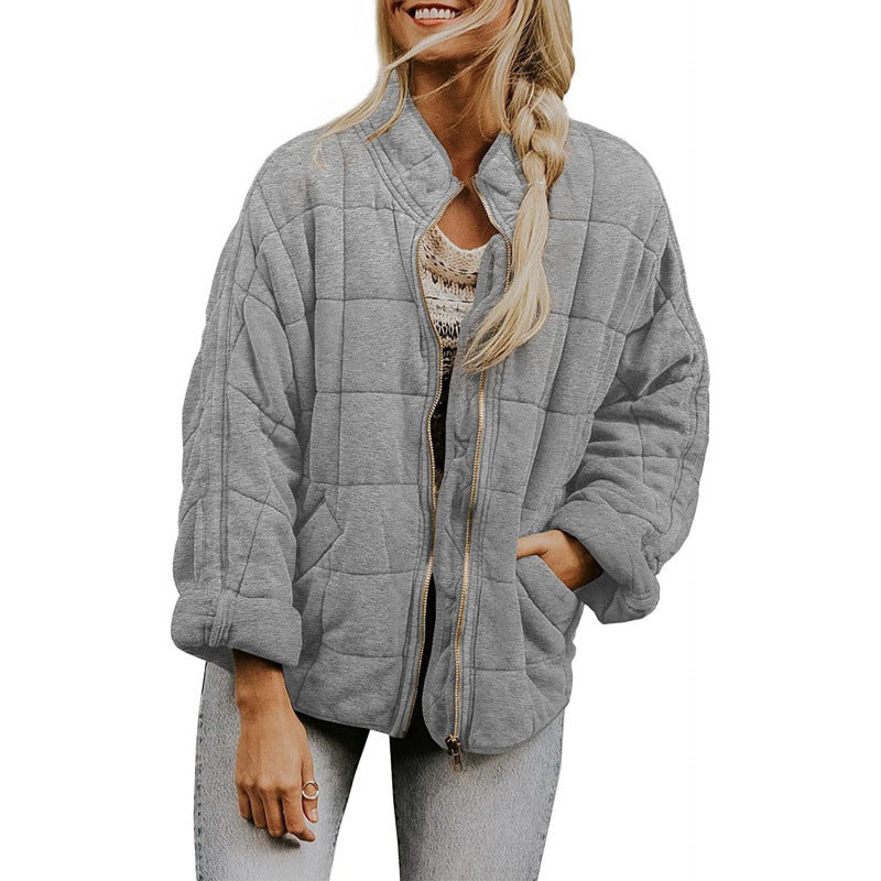 Damen Steppjacke im Oversized Schnitt mit Stehkragen und verdecktem Reißverschluss – Célinea