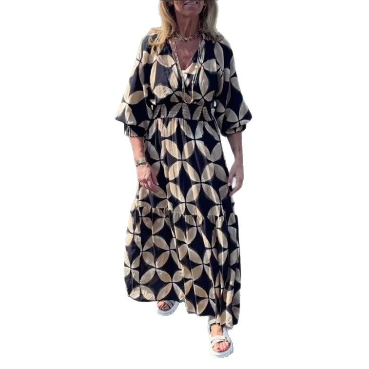 Damen nan Maxikleid mit geometrischem Alloverprint, smockierter Taille und Volantstufen Echo Archiv
