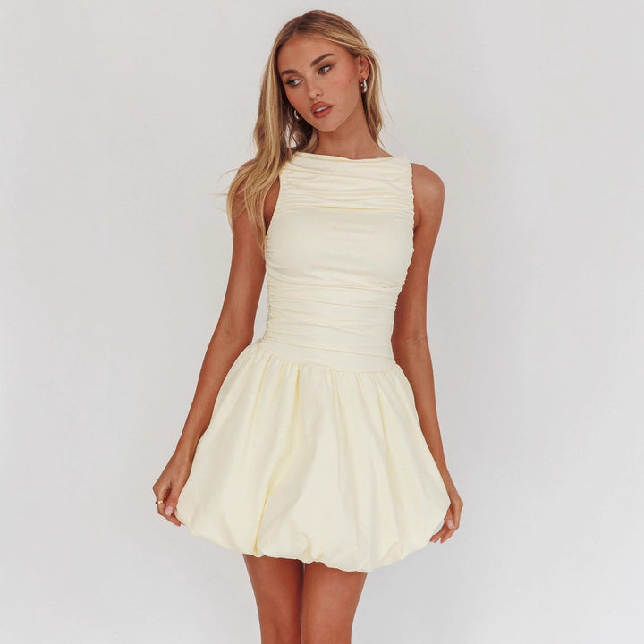 Damen Elegant eingeräumtes Cocktailkleid mit voluminösem Rock Echo Archiv