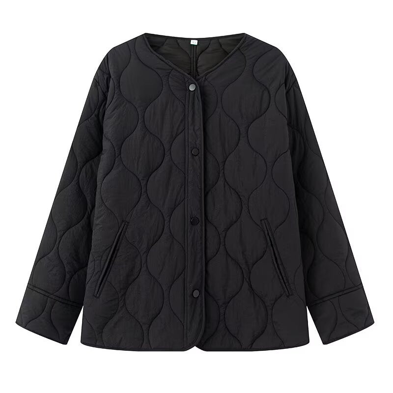 Damen Leicht gesteppte Oversize-Jacke mit Rundhals, Druckknopfleiste und Eingrifftaschen Echo Archiv