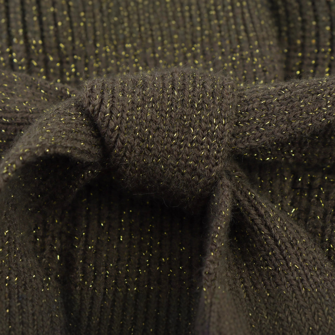 Damen Lange Strickjacke mit Bindegürtel, aufgesetzten Taschen und tiefem V-Ausschnitt Echoarchiv