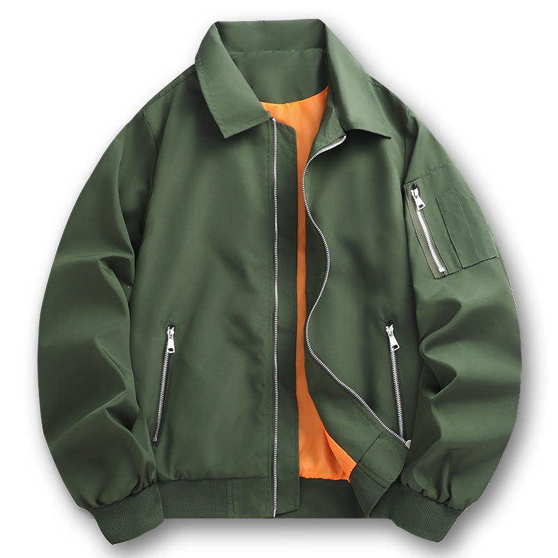 Herren Leichter Twill-Bomber mit kontrastierendem Futter, Reißverschlusstaschen und Ärmeltasche Echo Archiv