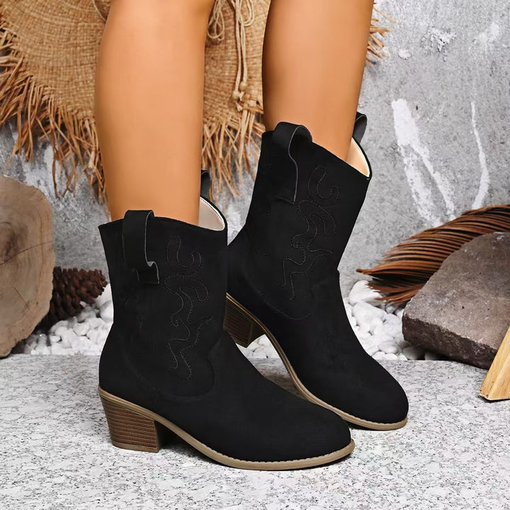 Damen Kurzschaft-Ankleboots im Westernstil aus Velours mit gestickter Ziernaht und Blockabsatz Echo Archiv