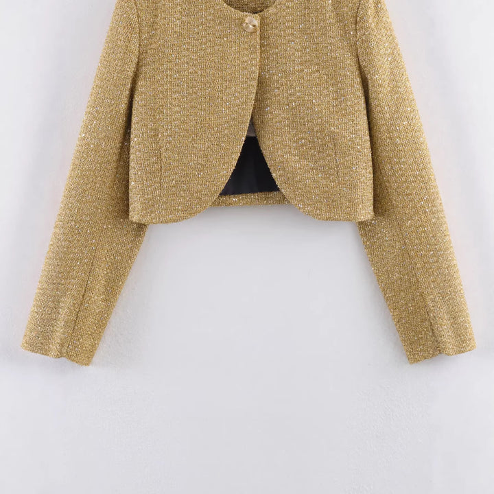 Damen kurzes Bouclé-Blazerjacke mit Rundhals und Zierknopf – Valéne