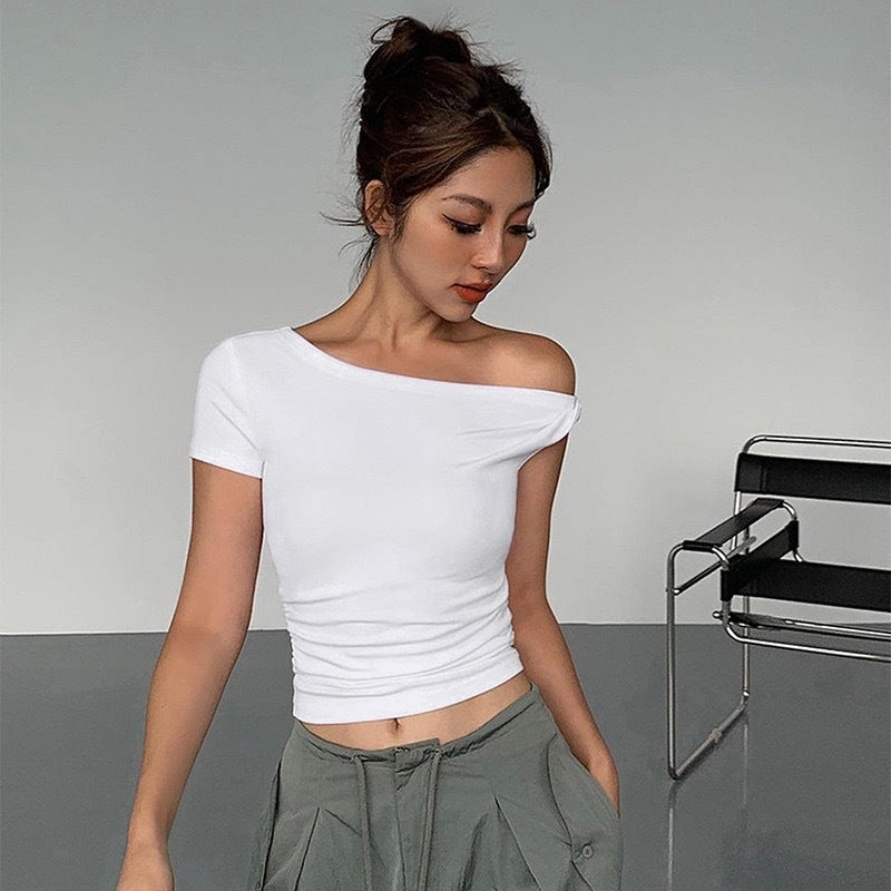 Damen Off-Shoulder Crop-Top mit seitlichem Knoten Echo Archiv