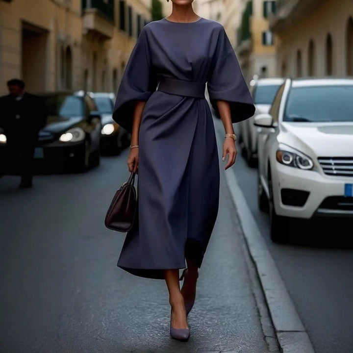 Damen elegantes Maxikleid mit Ballonärmel und tailliertem Schnitt Echoarchiv