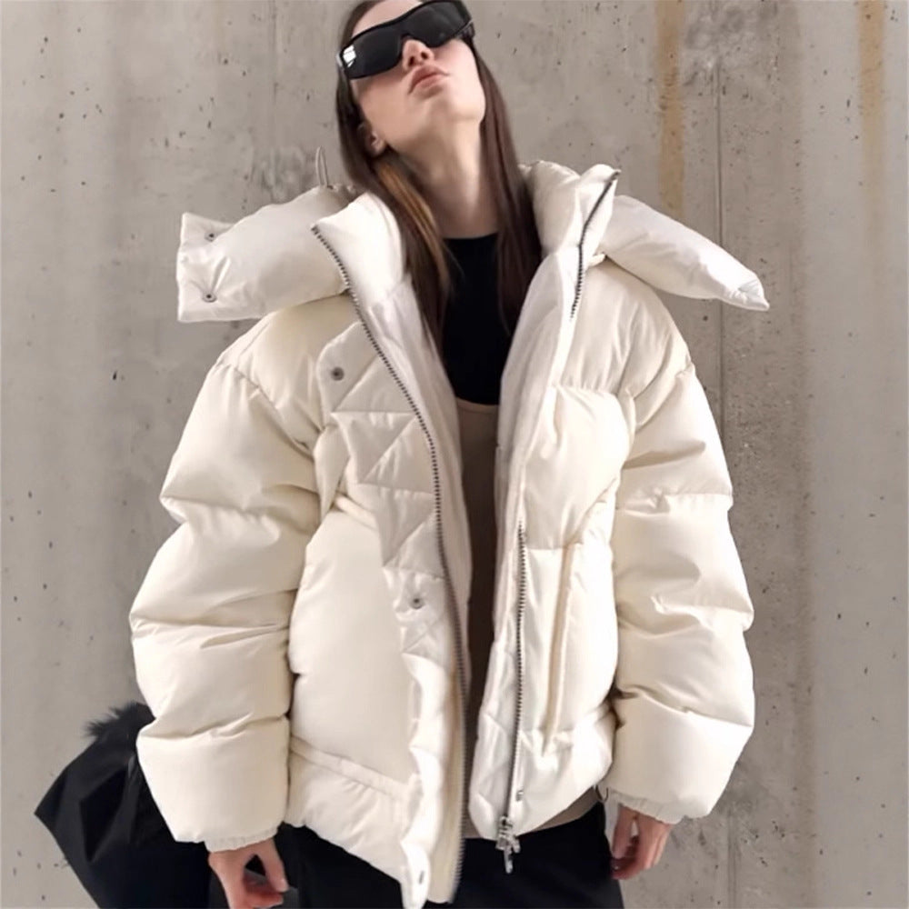 Damen Oversize Wattierte Pufferjacke mit extra hohem Stehkragen, zweifachem Frontreißverschluss und kastiger Silhouette Echoarchiv