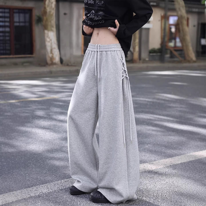 Damen Weitgeschnittene Freizeithose mit Schnürdetails Echoarchiv