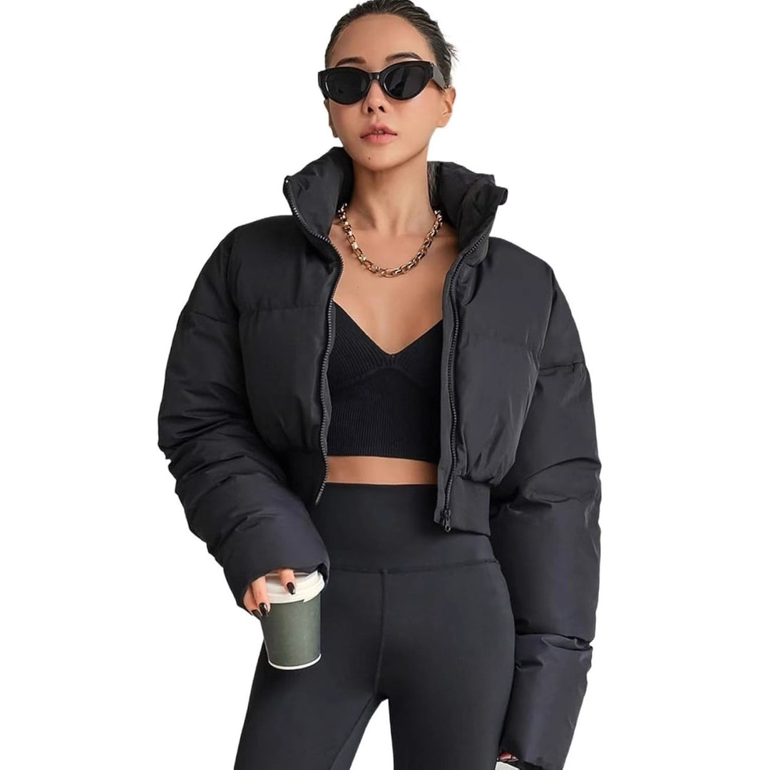 Damen nan kurz geschnittene Steppjacke mit hohem Stehkragen, Kordelzugsaum und breitem Rippenbund Echo Archiv