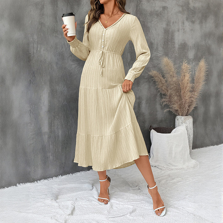 Damen Crinkle-Midikleid mit V-Ausschnitt, Knopfleiste, tailliertem Bindegürtel und Stufenrock Echoarchiv