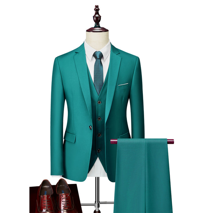 Herren Dreiteiliger Slim-Fit Businessanzug mit Weste und schmaler Silhouette Echo Archiv