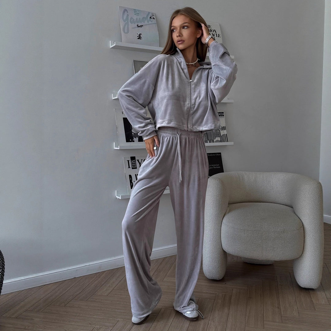 Damen Samt-Loungewear-Set mit kurzem Reißverschluss-Sweater und weitem Kordelzug-Hose – Avérine