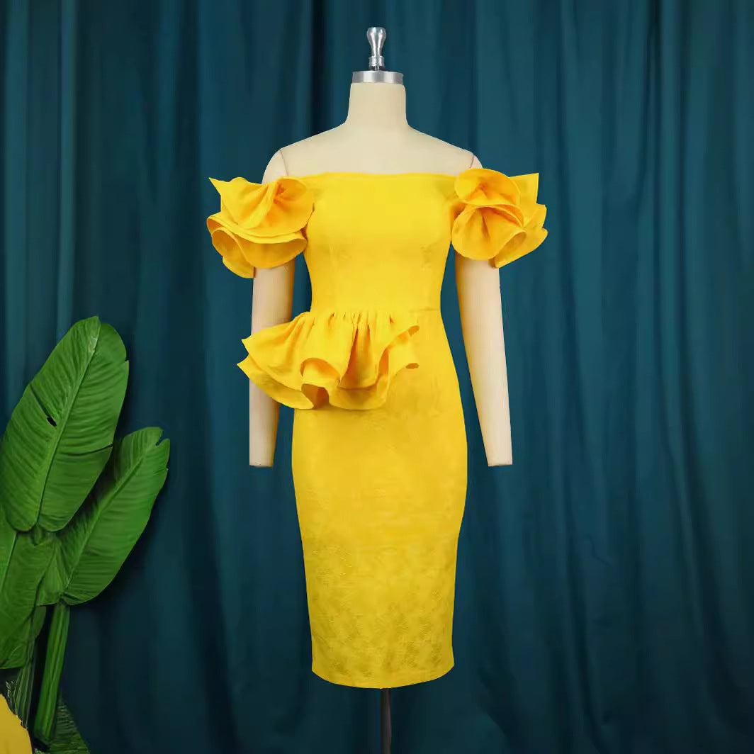 Damen figurbetontes Cocktailkleid mit voluminösen Rüschenärmeln Echo Archiv