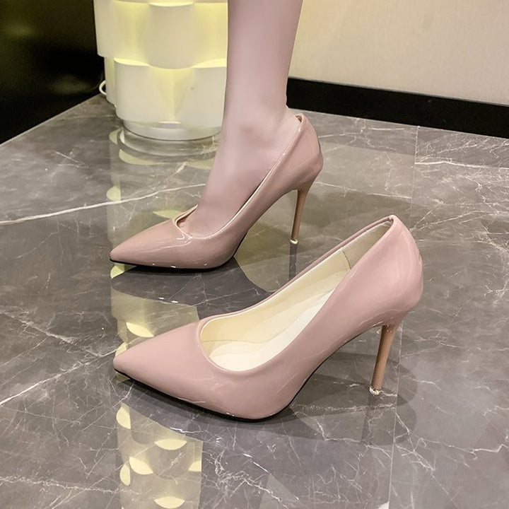 Damen Patent-Pumps mit spitzer Zehenform, schlankem Stiletto und gepolsterter Komfortsohle – Lioré