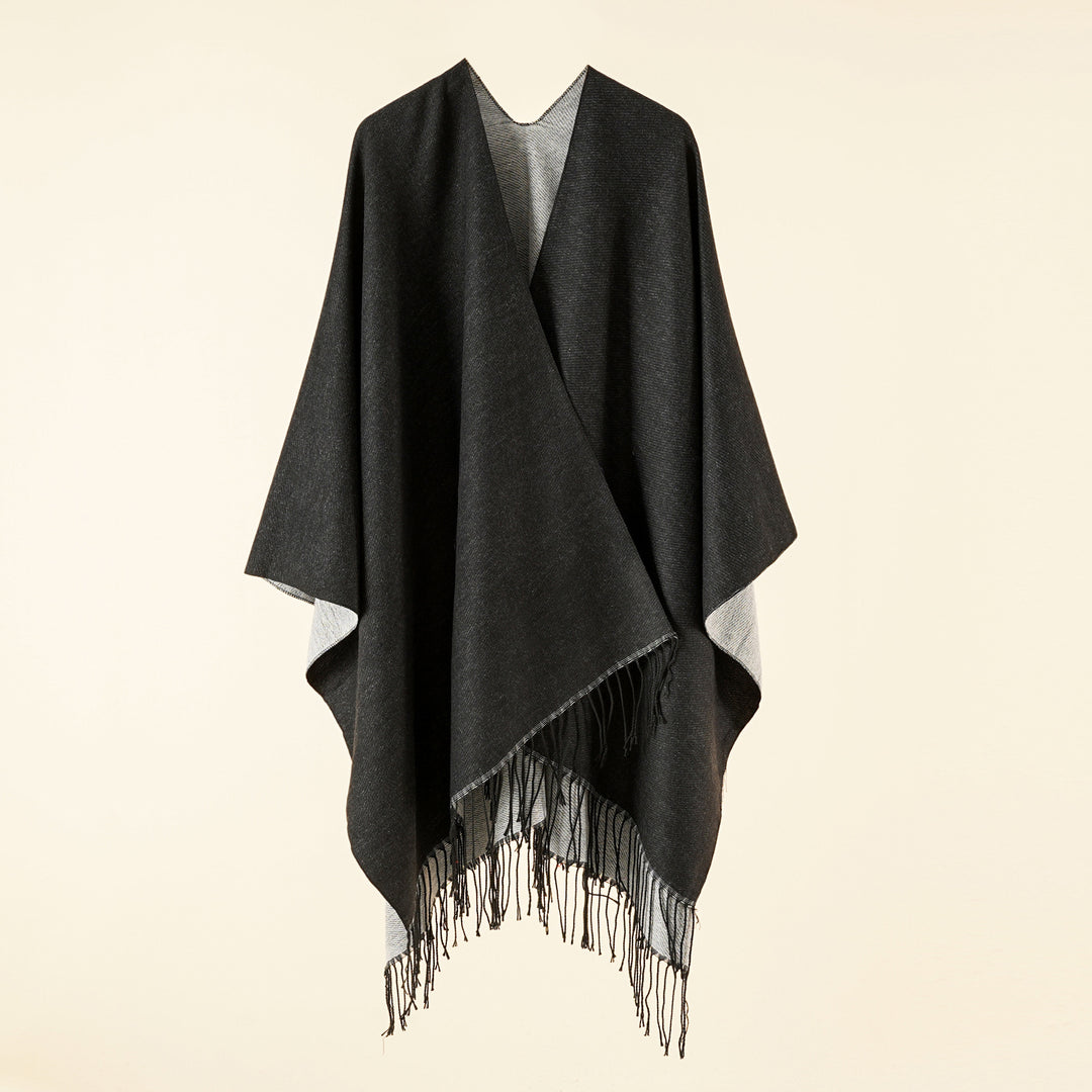 Damen Großer Ruana‑Poncho aus feinem Wollmix mit Fransen und offenem Fall – Montévia