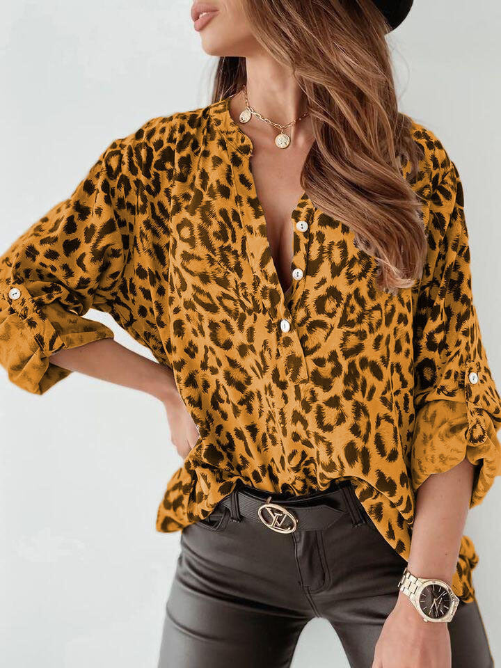 Damen Bluse im eleganten Animal-Print mit Raffungen – Élovi