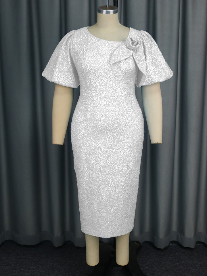 Damen elegantes Etuikleid mit fließenden Puffärmeln und Blumenapplikation Echo Archiv