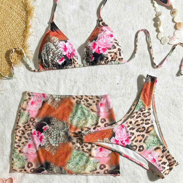 Damen Bikini-Set mit floralem Design und modischem Minirock Echo Archiv
