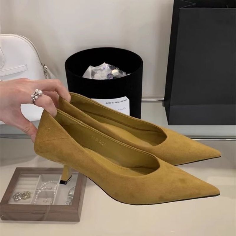 Damen Spitz zulaufende Wildleder‑Pumps mit niedrigem Kittenabsatz und ergonomischem Komfortfußbett – Lioré