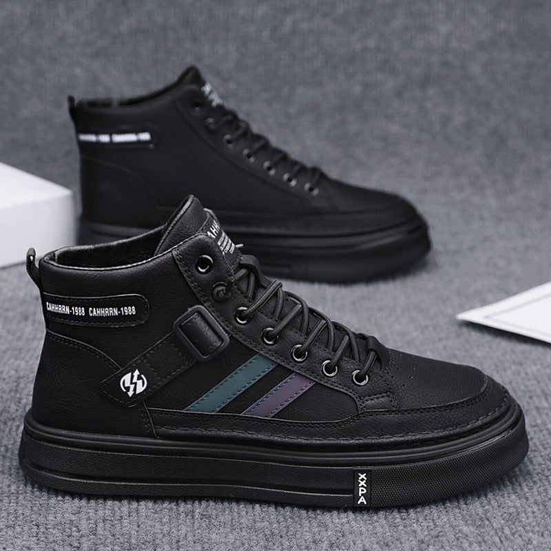Unisex Mid-Top Street-Sneaker mit verstärkter Cupsohle, dekorativem Gurt und gepolstertem Knöchelkragen – Norré