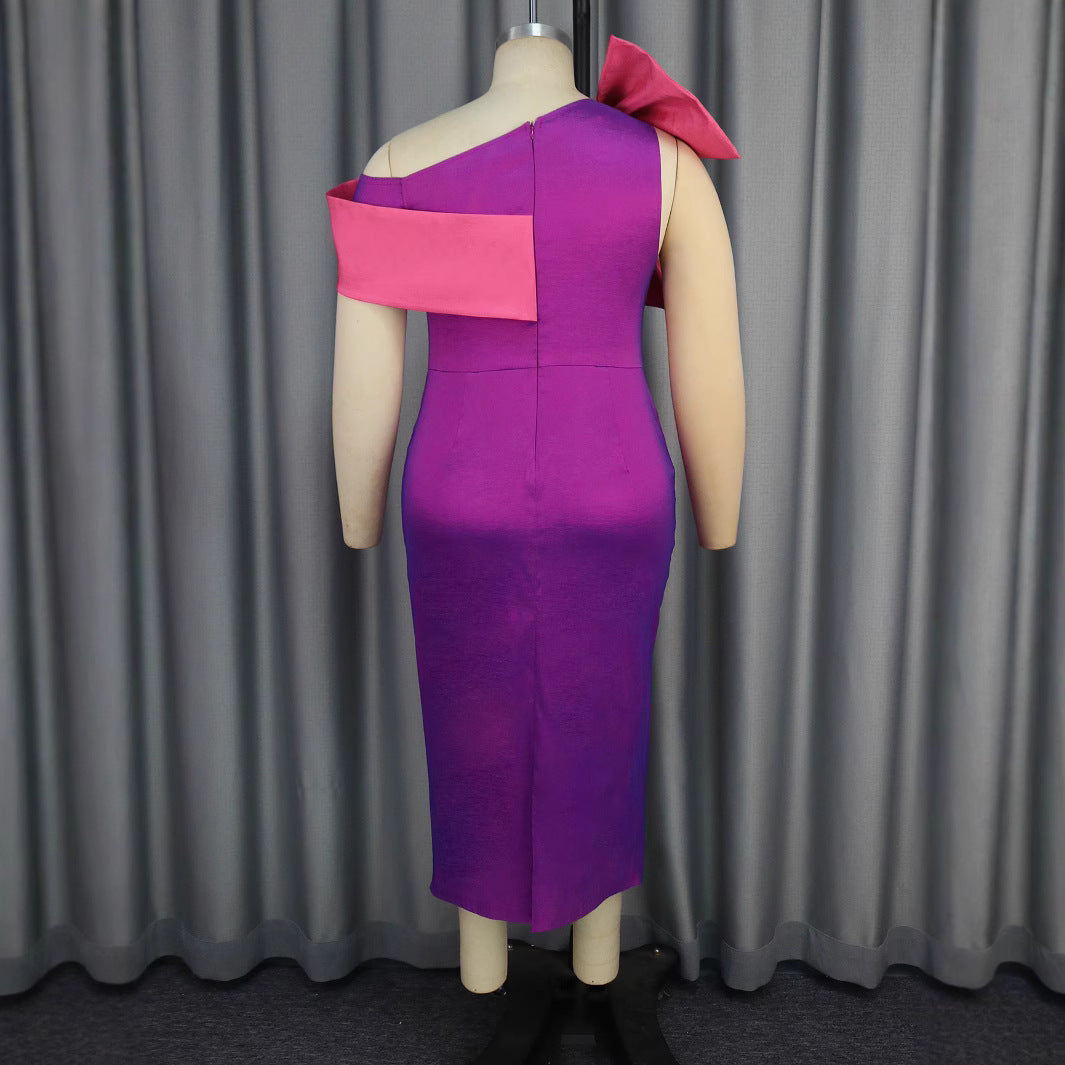 Damen elegantes Kleid mit asymmetrischem Rüschenakzent Echo Archiv