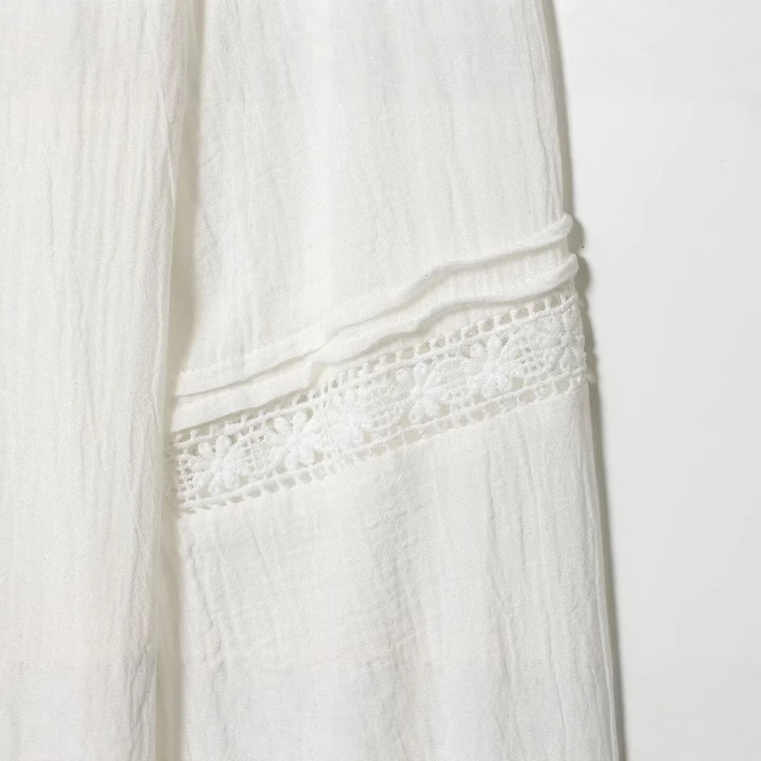 Damen Elegante Baumwollmisch‑Bluse mit Spitzenpasse, verdeckter Knopfleiste und weiten Ballonärmeln Echoarchiv