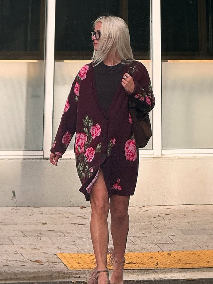 Damen Oversized Strickcardigan mit Blumenjacquard und tiefem V-Ausschnitt Echoarchiv