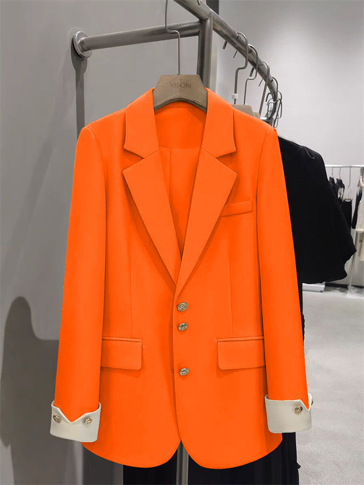 Damen Eleganter Blazer mit goldenen Knopfdetails Echo Archiv
