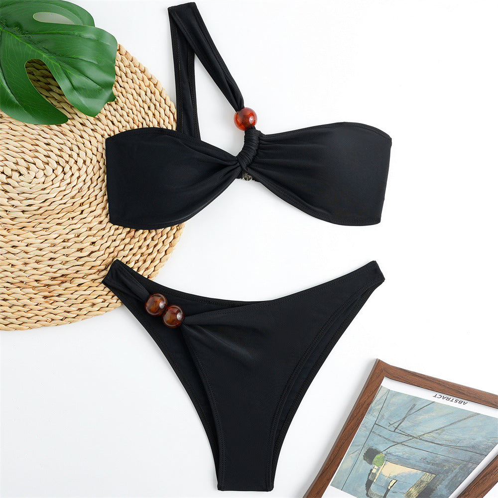 Damen Bikini-Set mit asymmetrischem Halter-Neck und dekorativen Hosenknöpfen Echo Archiv
