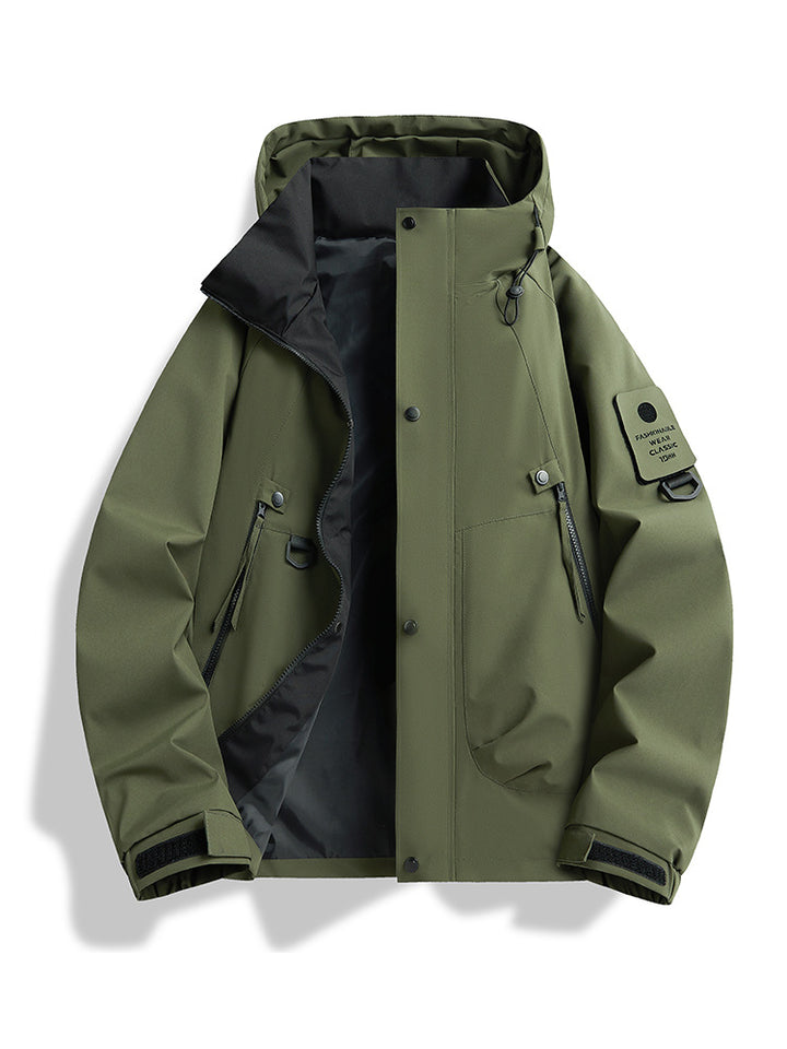 Herren wasserdichte urbane Hardshell-Jacke mit geschweißten Nähten, verstellbarer Kapuze und Utilitieschultertasche – Taviero