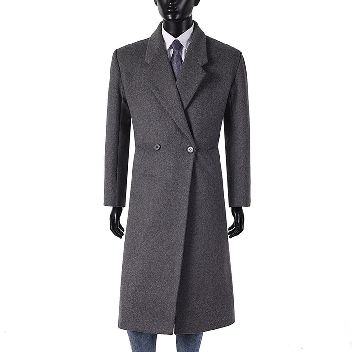 Herren Moderner Longcoat aus Wollmix mit schmalem Revers, leichter Taillierung und seitlichen Eingrifftaschen Echoarchiv