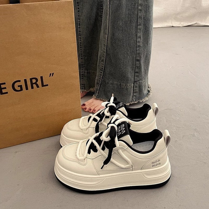 Damen Sportliche Sneakers mit dämpfender Plattform und weichem Obermaterial Echo Archiv
