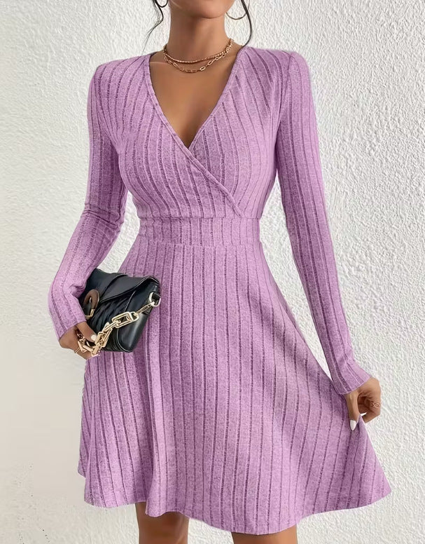 Damen Strickkleid mit Wickel-V-Ausschnitt, taillierter Bund und ausgestelltem A-Linien-Rock Echo Archiv