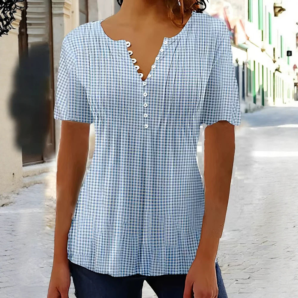 Damen nan leichte Karobluse mit V-Ausschnitt, Zierknopfleiste und Stufenvolant Echo Archiv