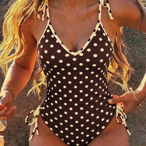 Damen einteiliges Schwimmoutfit mit verspieltem Punkten-Design Echo Archiv