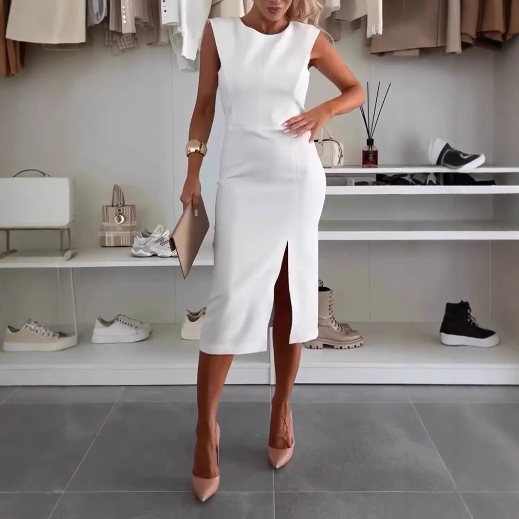 Damen Etuikleid mit asymmetrischem Ausschnitt und elegantem Schlitz – Élara
