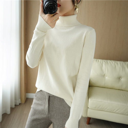 Damen Minimalistischer Feinstrick-Rolli mit hohem Rippkragen und schmaler Passform Echoarchiv