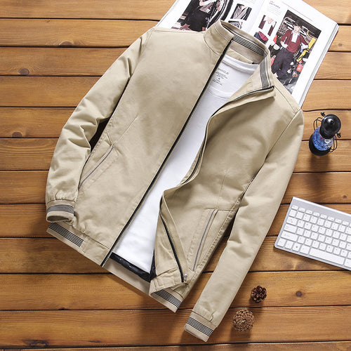 Herren nan sportive Übergangsjacke im Harrington-Stil mit gestreiften Bündchen und Zweiwege-Reißverschluss Echo Archiv