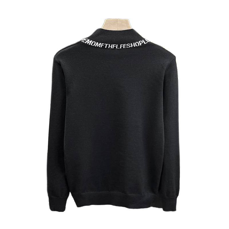 Unisex Feinstrickpullover mit kurzem Stehkragen und kontrastierendem Schriftkragen Echoarchiv