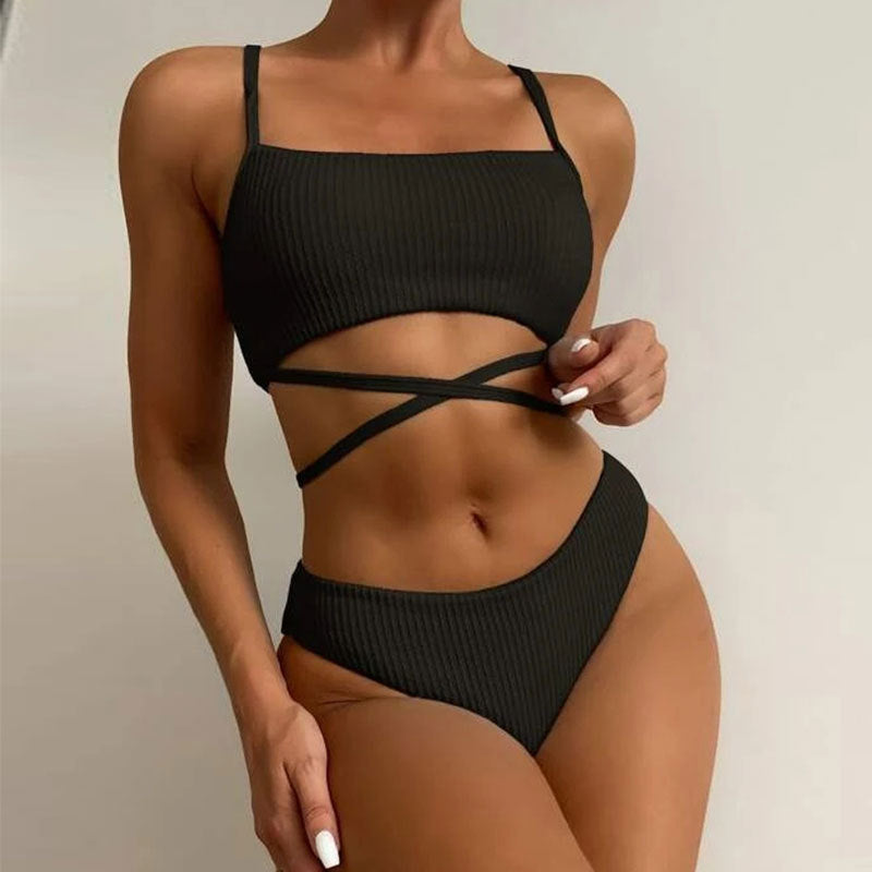 Damen Hochgeschnittener Ripp-Bikini mit Kreuzdetails Echo Archiv